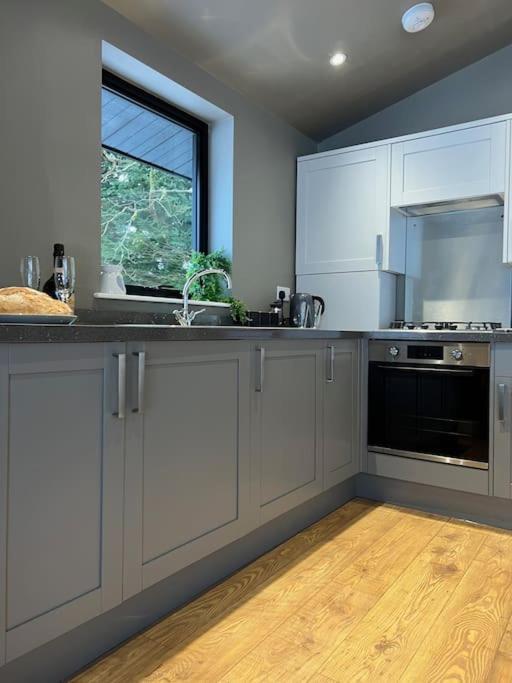 Llanbrynmair Quirky, Luxury Hideaway 빌라 외부 사진