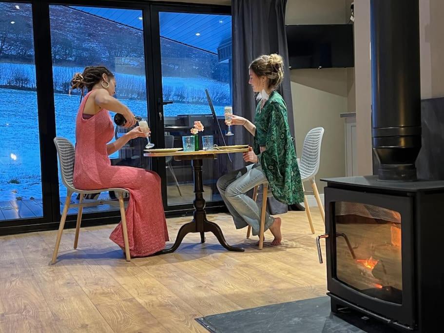 Llanbrynmair Quirky, Luxury Hideaway 빌라 외부 사진