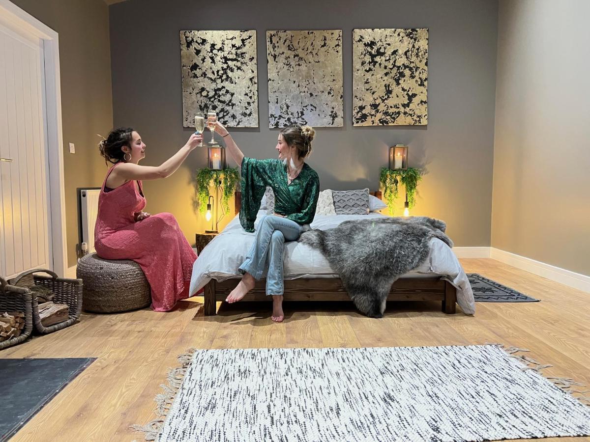 Llanbrynmair Quirky, Luxury Hideaway 빌라 외부 사진